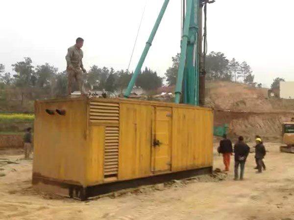 王益如何判断水冷式机油散热器密封件是否需要更换?